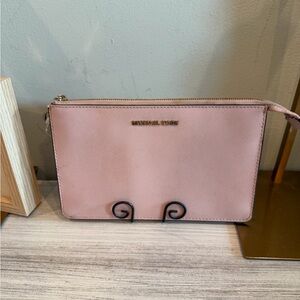 Michael Kors Leather Daniela Blush Pink Wristlet